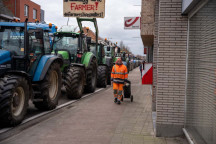 Boeren blokkeren Vlaanderen, Voka waarschuwt voor economische schade'